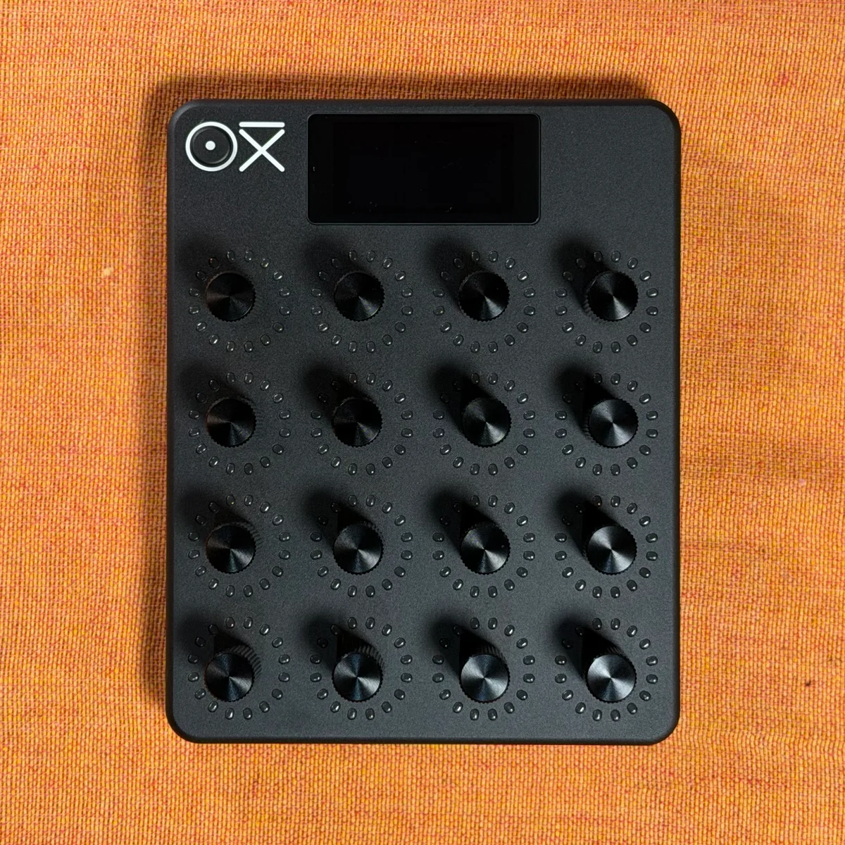 OXI Instruments: OXI E16