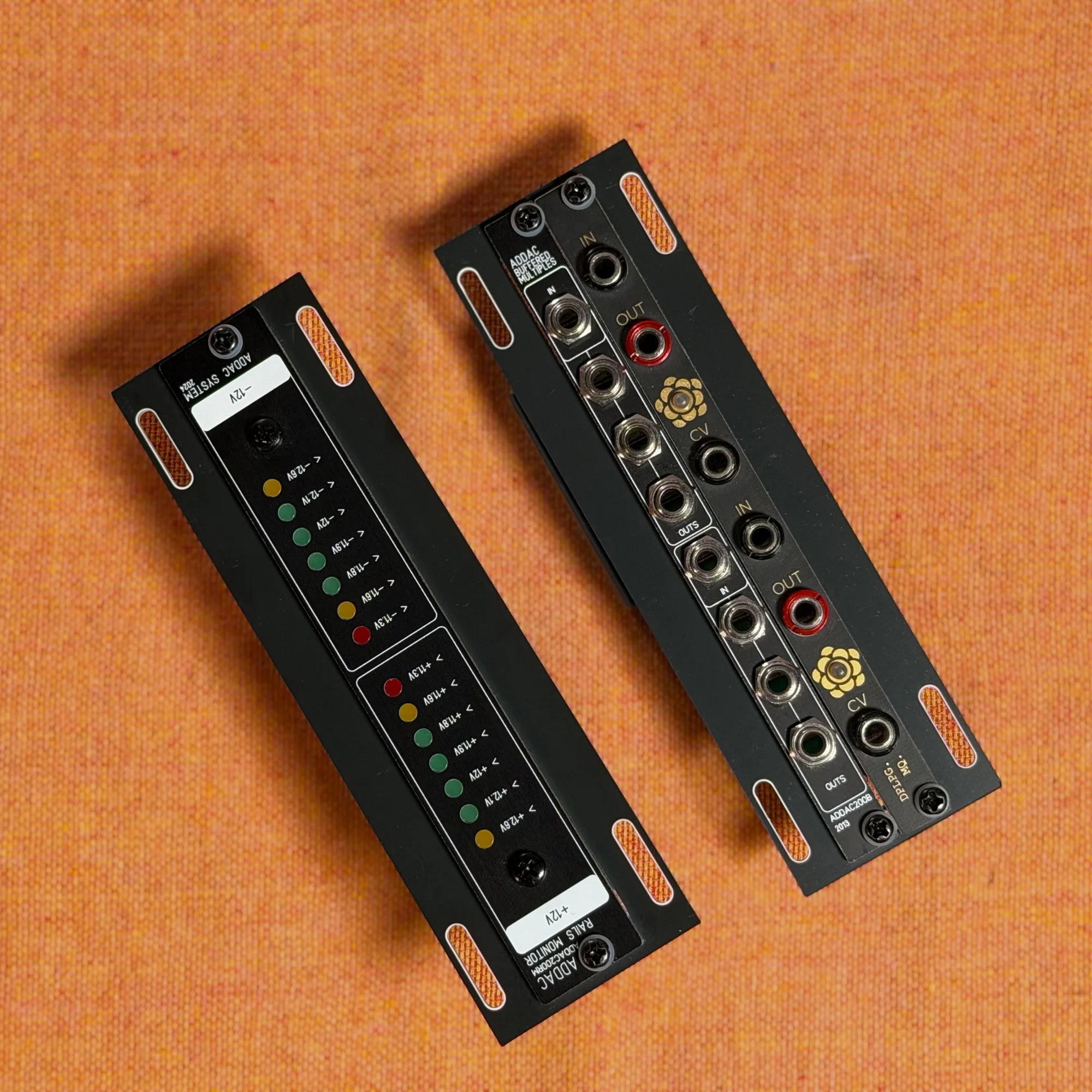 zudo-3u-to-1u 設置可能な3Uモジュールの例（ADDAC System モジュール）